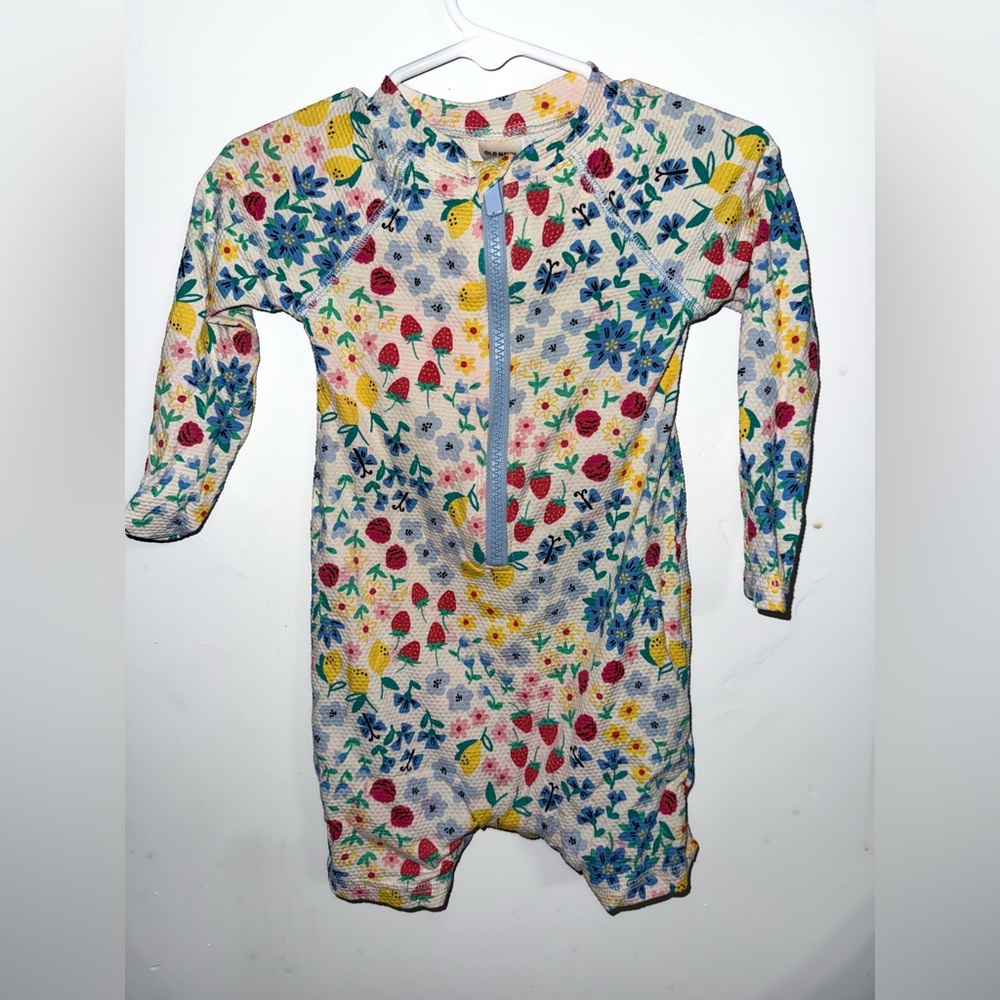 Old Navy Baby Girl Floral & Fruit Long Sleeve Rash Guard Swimsuits